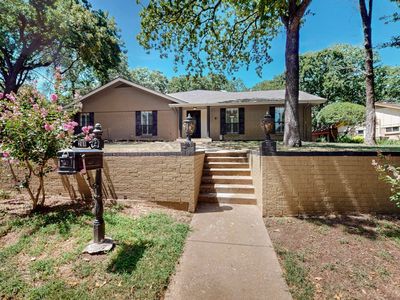 201 Trailwood Dr