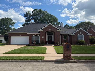 213 Regal Ln