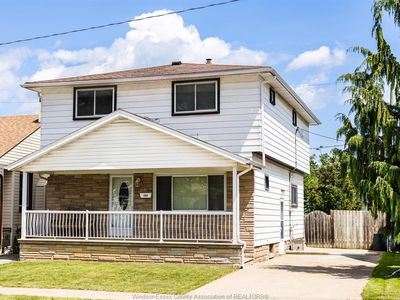 1666 Pillette Rd