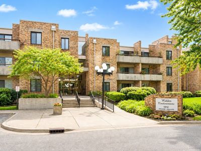 1912 Prairie Sq APT 120A