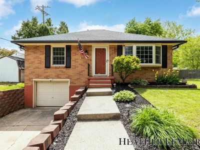 2206 Tremont Blvd NW