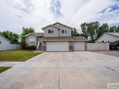 4130 E Forest Glen Dr