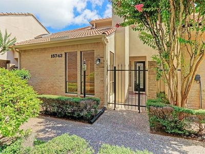 15743 Tanya Cir