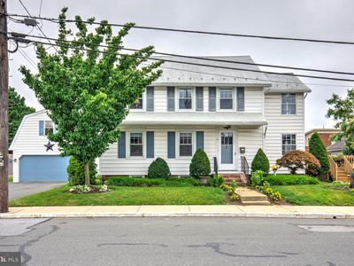 15 N Custer Ave
