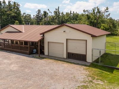 3288 Hallenius Rd
