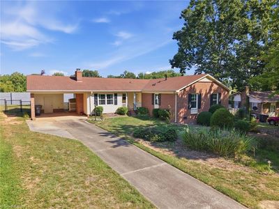 16 Saint Martin Pl