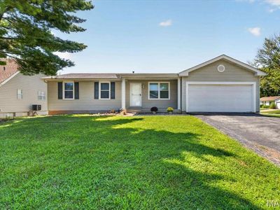 1 Hollow Tree Ct