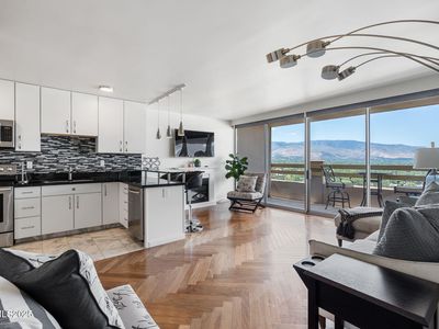 100 N Arlington Ave UNIT 17G