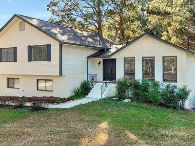 150 Thornton Dr