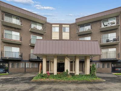 9840 S Pulaski Rd APT 106