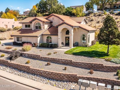 4104 N Buena Vista Ave