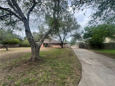 6042 Ebonwood Dr