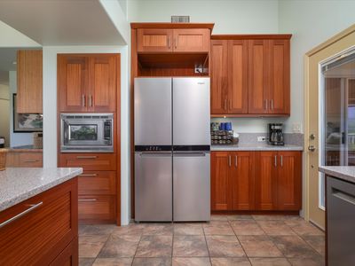 75-284 Malulani Dr