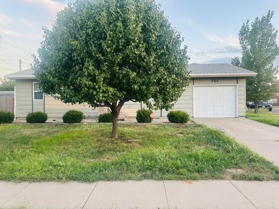 701 Jake St
