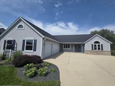 Property at 2072 W Hope LANE, Oak Creek, WI