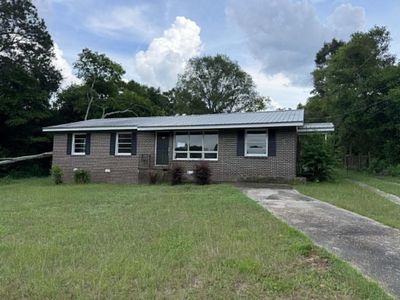 160 Meadowview Dr