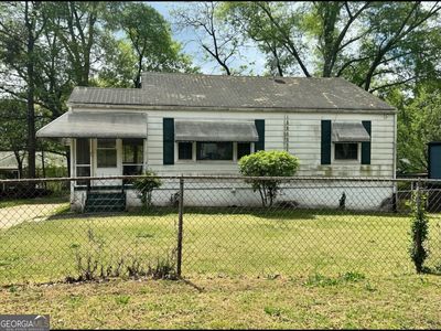 1565 May Ave