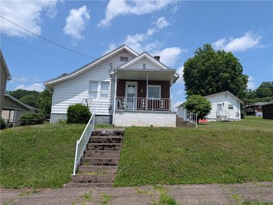 213 McGill Ave