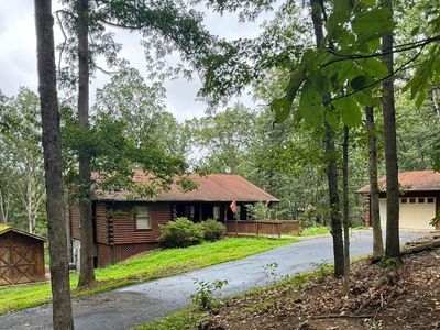 225 Rolling Acres Dr