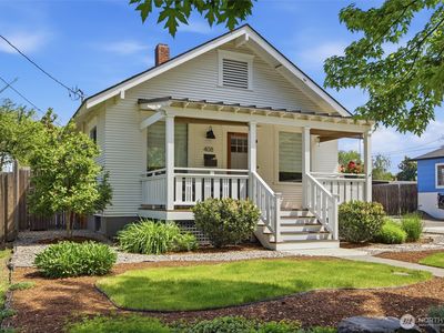 408 N Division Street