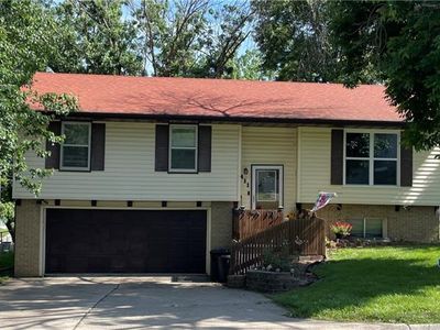 411 Lisa Ln