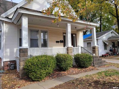 1429 W Washington St