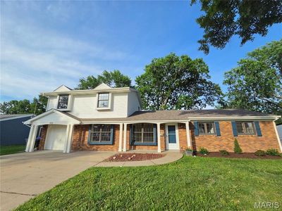 902 Jacobs Ln