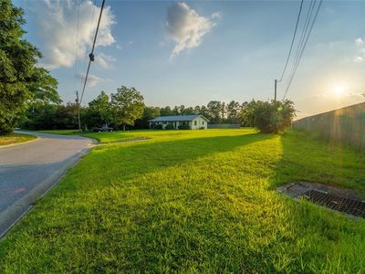 6915 Klondike Rd
