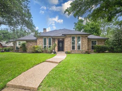 7315 Debbe Dr