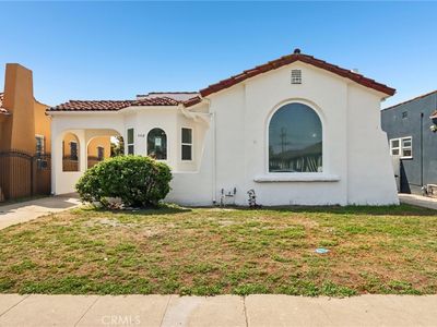 1112 W 64th St