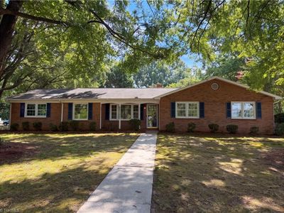 2391 Dianne Ave