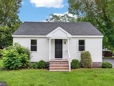 103 Russell Ave