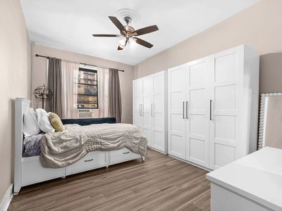 15 Fort Washington Ave APT 4A