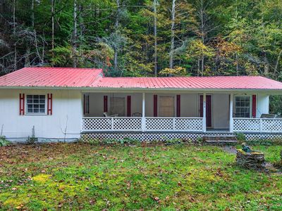 814 Adams Ln