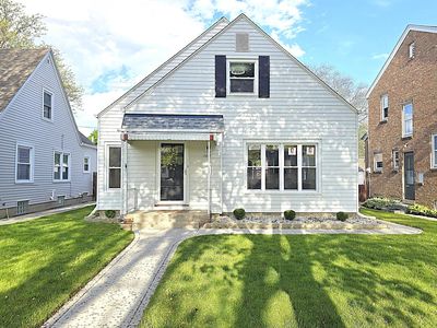 3018 N 77th STREET