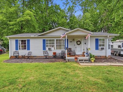 Property at 129 Notchwoods Dr, Boiling Springs, SC