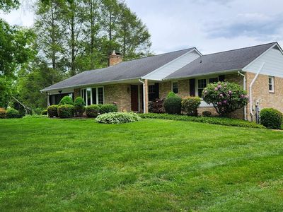 2401 Putnam Rd