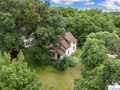 201 Hillcrest Dr