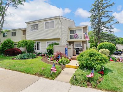 230 Springmeadow Drive #M