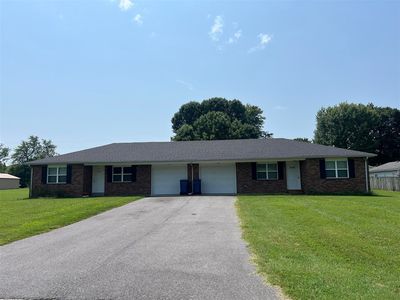 925 Parkland Way