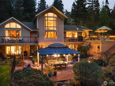4141 Edith Point Road