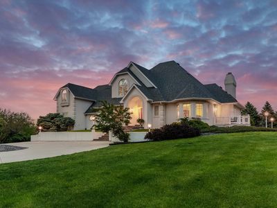 1 Buck Hill Dr