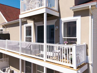33 Sumner Avenue #4