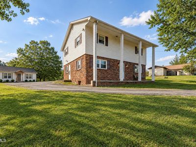 809 Ridgecrest Rd