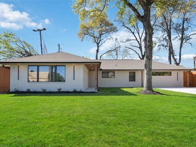 10111 Brinwood Dr