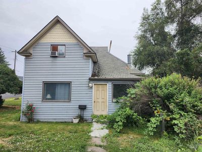603 W A St