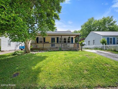 513 Village Dr
