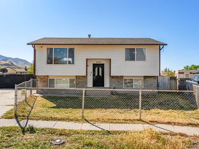 8172 W Bowler Cir