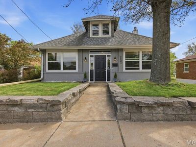 8524 S Laclede Station Rd