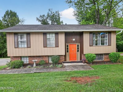 2220 Highland Rd